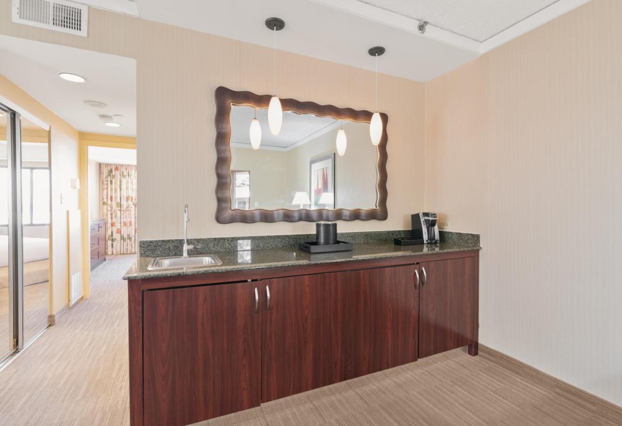 Harmony Suites Secaucus Meadowlands Экстерьер фото